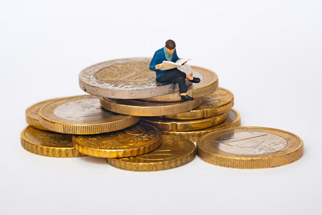 How UK Migrants, Especially Nigerians, Can Achieve Financial Stability
