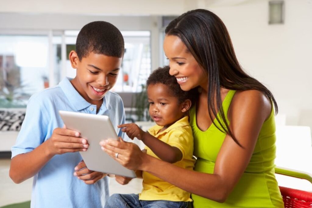 5 Habits Parents Don’t Know Their Kids Are Closely Watching (and Secretly Following)