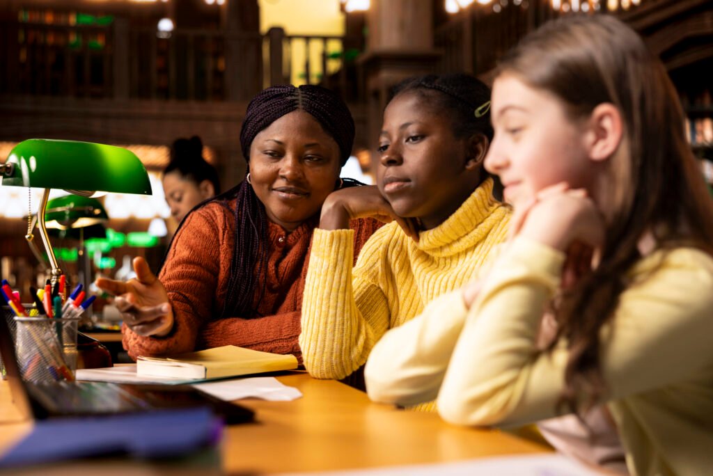 Understanding Social Learning Theory – and How Nigerians in the UK Can Use It to Thrive