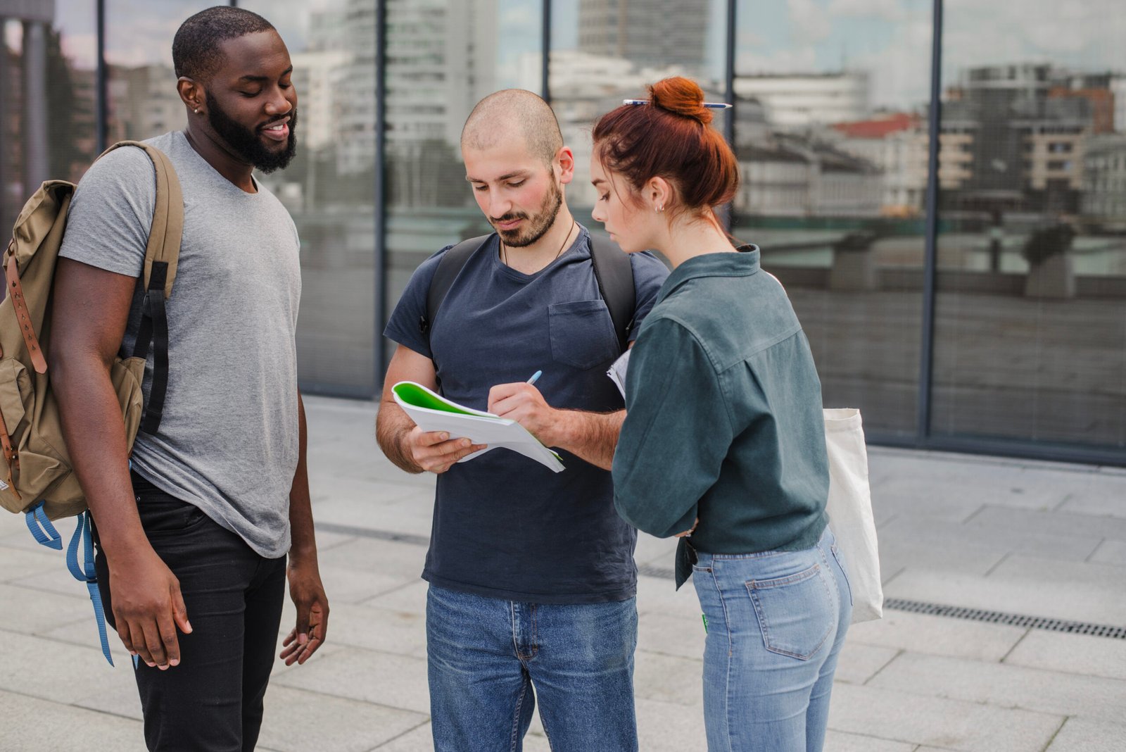 New UK Immigration Rule: Migrants Must Now Have A-Level English to Work in the UK