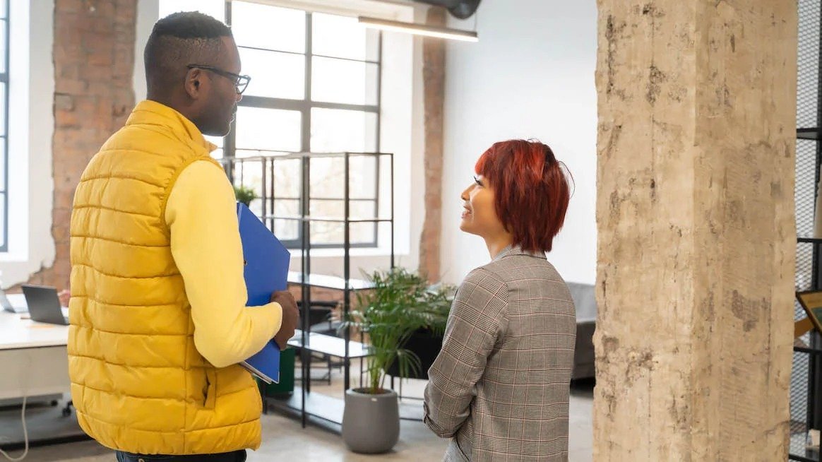 How to Give Constructive Feedback at Work: Practical Examples for Nigerians in the UK