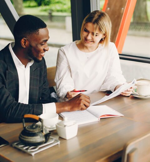 Visa-Sponsored IT Jobs in the UK (2026): High-Paying Hybrid & Remote Roles for Africans