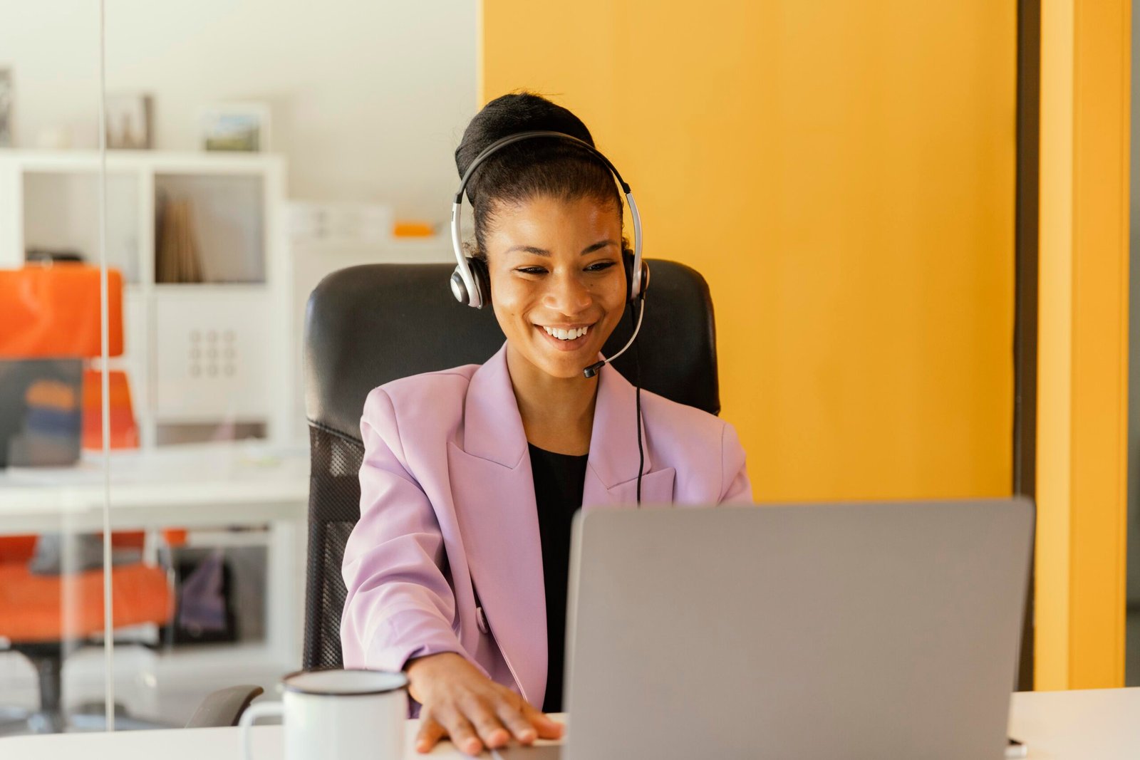 Visa Sponsorship Customer Service Jobs 2026 – Apply Now