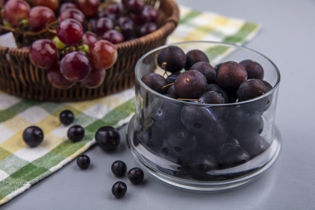 What Happens to Your Blood Sugar When You Eat Grapes