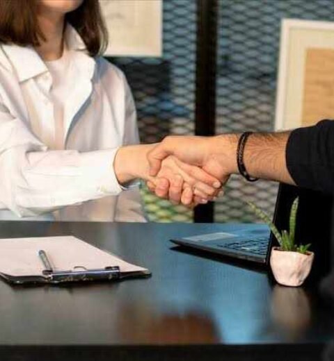 Best Paying Night Shift Jobs UK 2026 – Top High-Paying Careers Hiring Now
